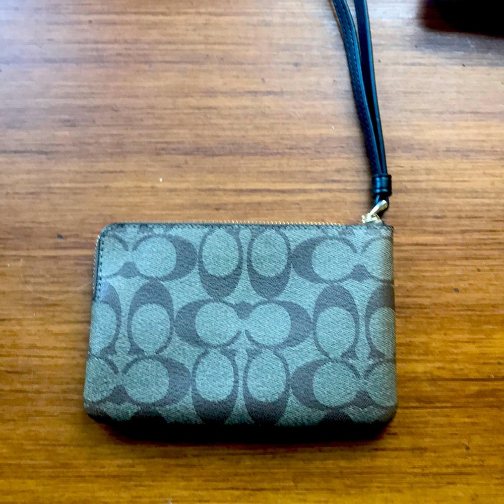 Coach wristlets - Picture 2 of 2
